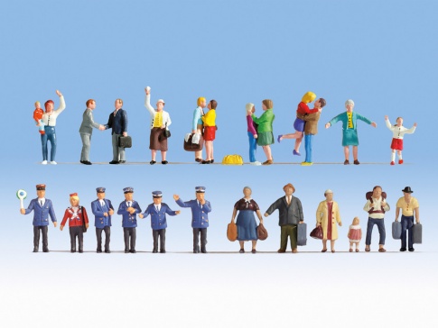 Noch 16121 At The Station (24) XL Figure Set