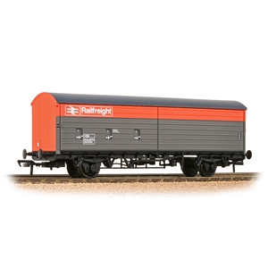 BACHMANN 38-128 - BR VBA Van BR Railfreight Red & Grey