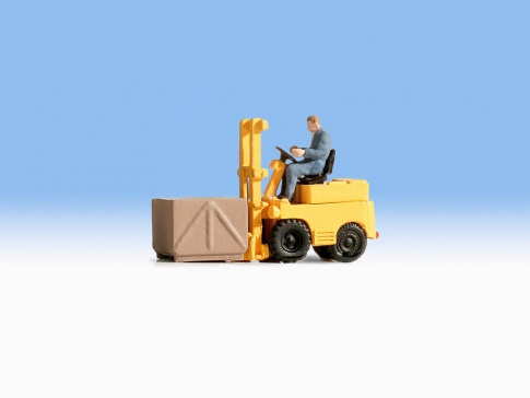 Noch 16770 Fork Lift Truck With Figure