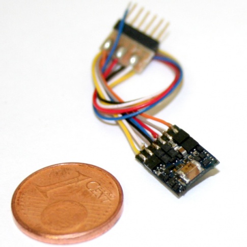 ESU 54684 LokPilot micro V4.0 DCC, 6 Pin NEM 651 with cable