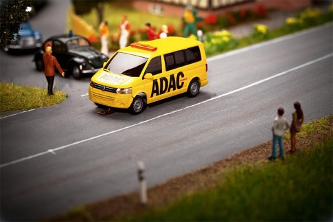 Faller 161586 VW T5 Bus ADAC (WIKING)