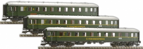 Fleischmann 567709 DB Ferienexpress Coach Set (3) III