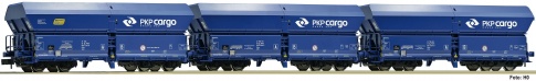 Fleischmann 852328 - 3-pc. set self-unloading hopper wagons type Falns, PKP Cargo