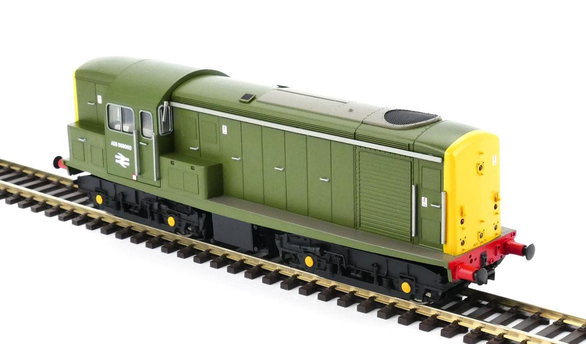 Heljan 1513 - Class 15 - ADB968003 Sherwood Green With Full Yellow Ends
