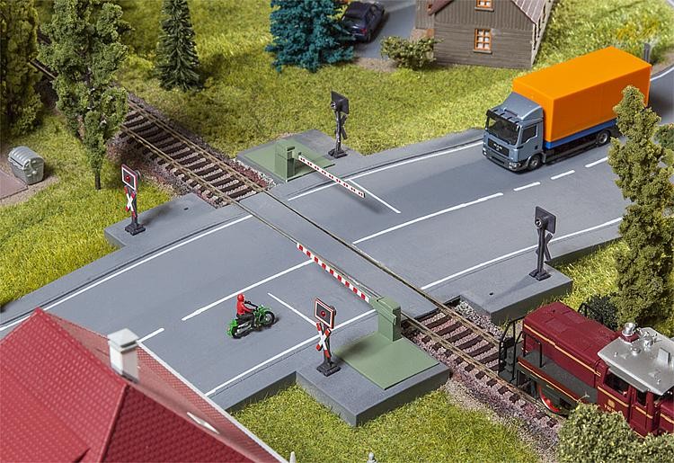 Faller 120244 Modern Level Crossing Kit (Car System