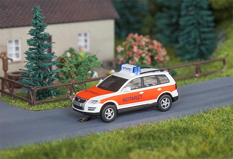 Faller 161559 VW Touareg Emergency doctor (WIKING)