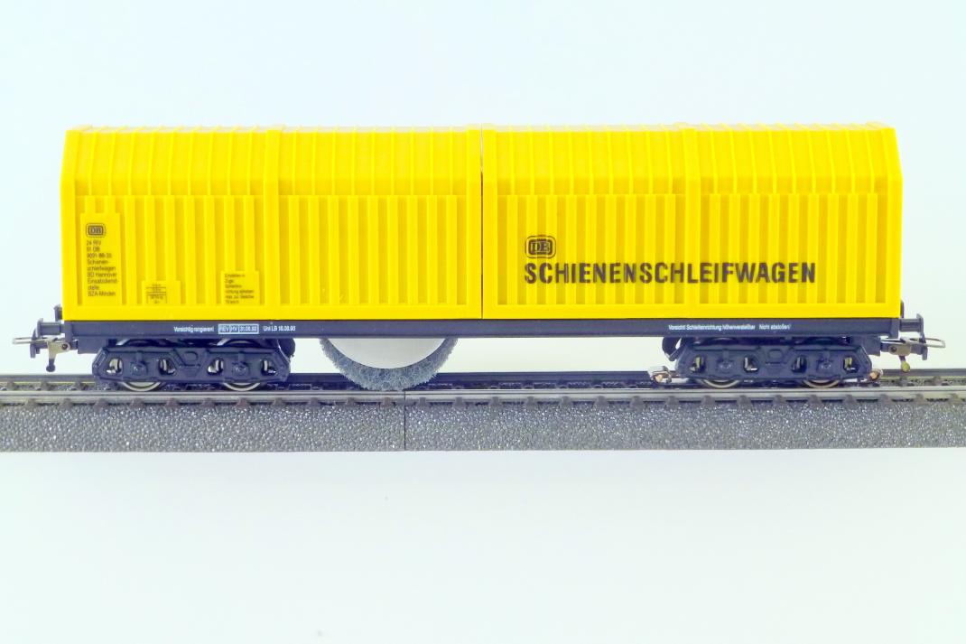 LUX-Modellbau 9131 Track polishing wagon 00/HO digital/analog