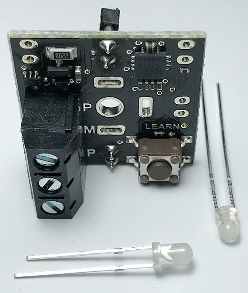 Train Tech MS1 Mimic with Toggle switch with 2 plug in LEDs