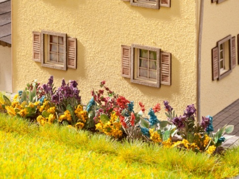 Noch 14050 Laser Cut Minis+ Flower Garden