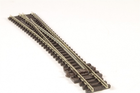 Peco Streamline SL-E389 N Gauge Electrofrog Large Radius Turnout Left Hand