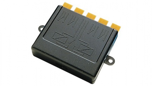 Roco 10019 - Universal relay