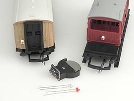 Train Tech AL2 Automatic Lighting Effects - Flickering Tail/Fire