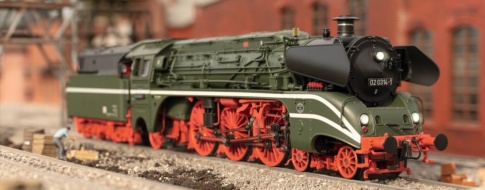 TRIX 25027 DR BR02 0314-1 Steam Locomotive IV (DCC-Sound)